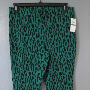 NWT $29 Thalia Sodi Misses Size Large L Green Teal Leopard Animal Print Leggings